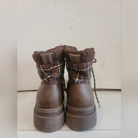 ROCKET DOG DESMOND BROWN & PLAID LACE & ZIPPER LUG BOOTS ( sz 9) - Picture 2 of 6